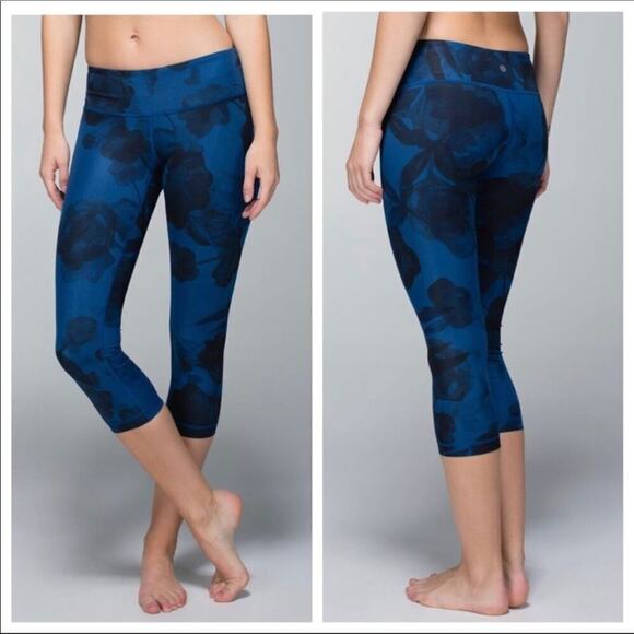 lululemon athletica Pants - Lululemon Wunder Under Crop Full On Luxtreme Jumbo Inky Floral Size 8